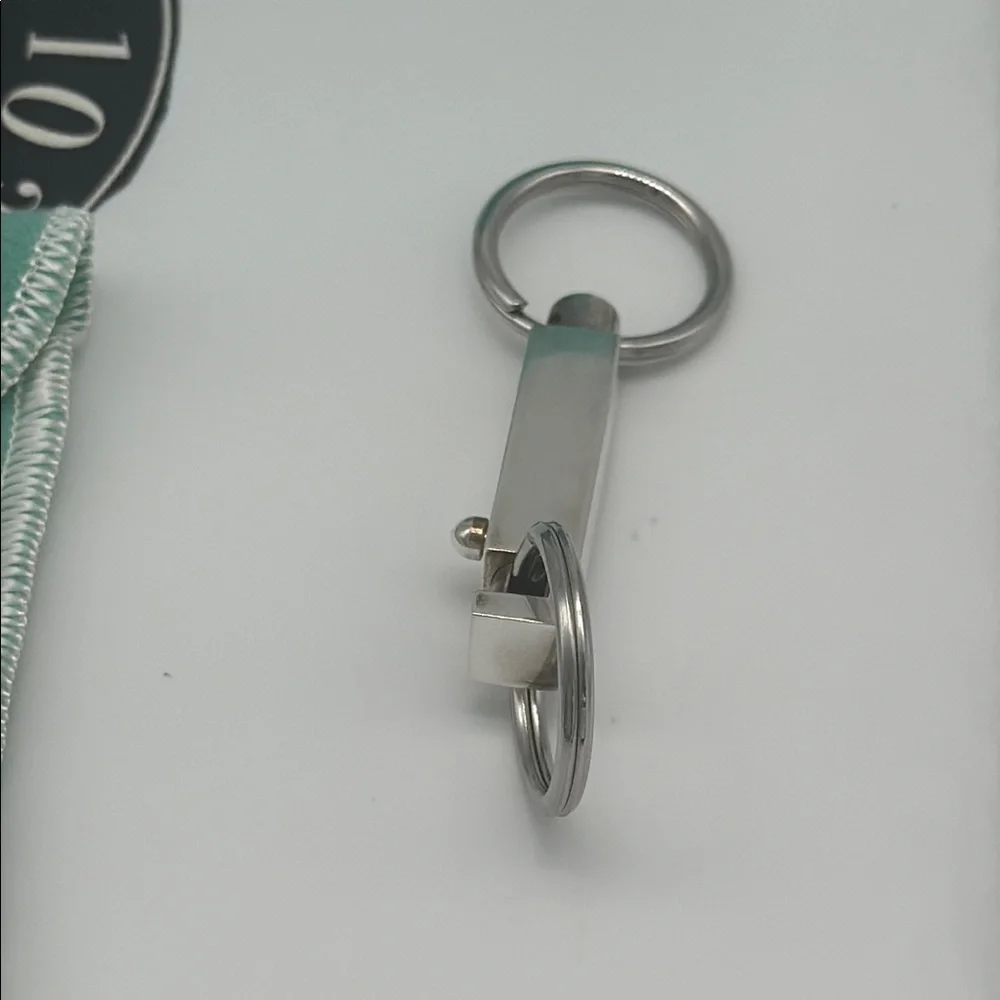 Authentic Tiffany & Co. Silver Valet Keychain with Blue Pouch & Box NWT   Unisex